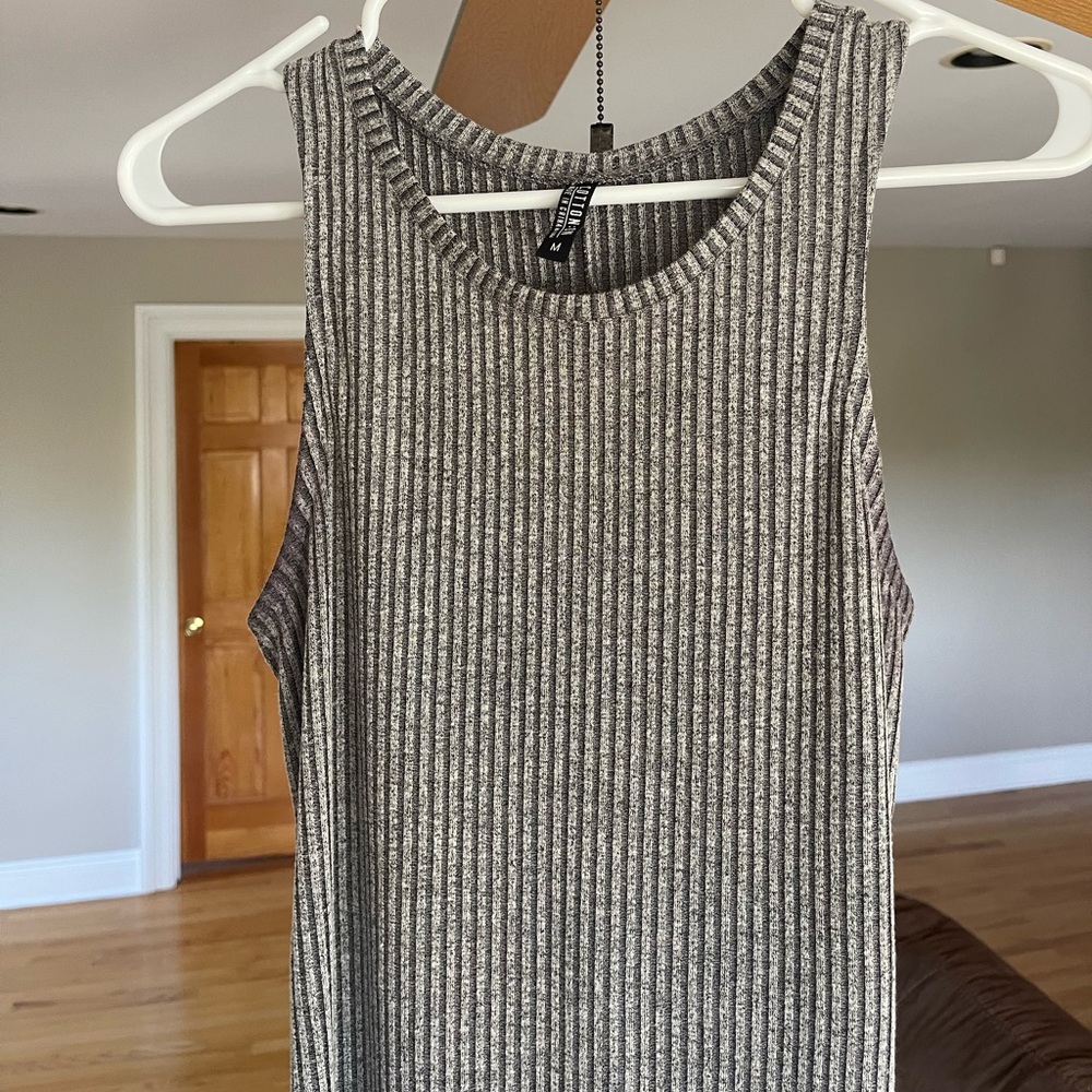 Gray ribbed dress